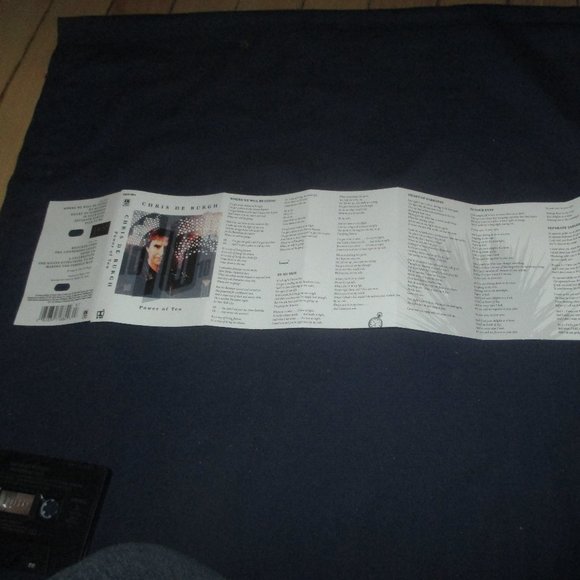 Chris De Burgh - Power Of Ten on cassette (A & M Records Canada , 1992) - Picture 3 of 4